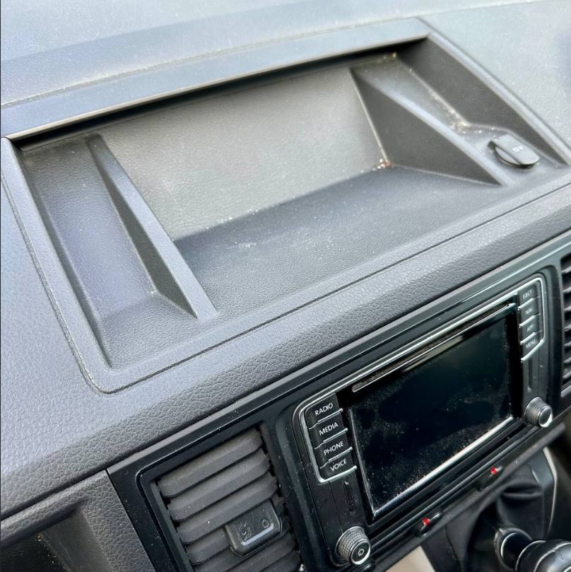 Voor VW T6 siliconen rubberen bovenste dashboardinzetstuk - antislip, duurzaam interieuraccessoire van Van-X