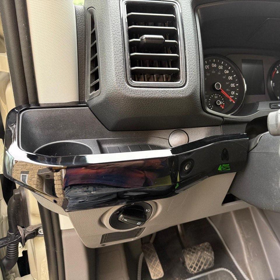 Pour la nouvelle forme VW Crafter LHD Lower Dash Styling Trims - Noir brillant (lot de 6) | Van-X