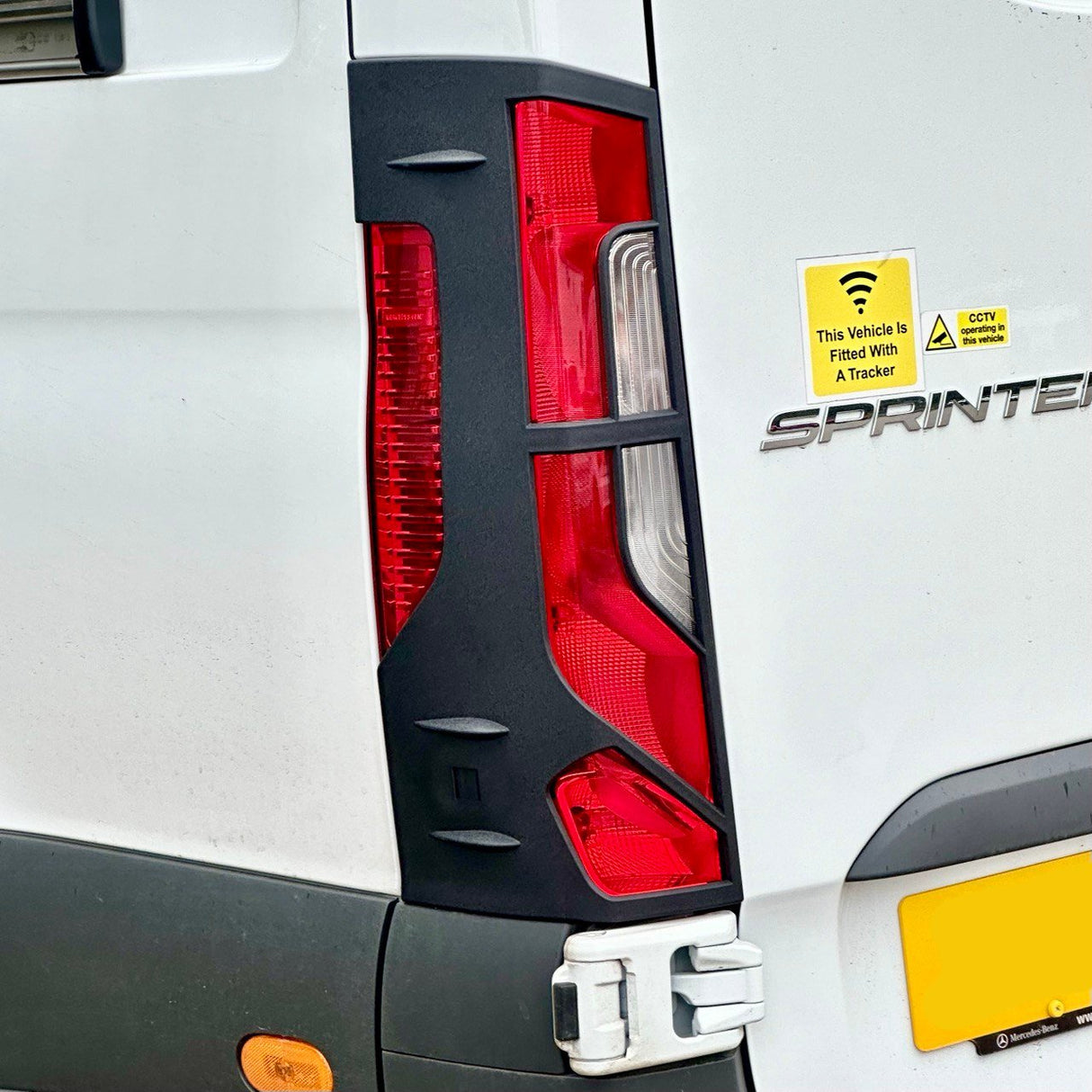 Para protectores de luz traseros Mercedes-Benz Sprinter 907 | Protectores de luces traseras para furgonetas Sprinter – Van-X
