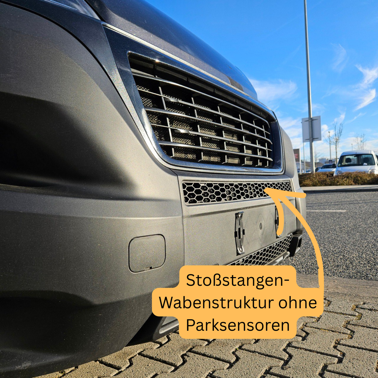 Bumper de Vauxhall Movano en nid d'abeille sans capteurs de stationnement - Noir mat