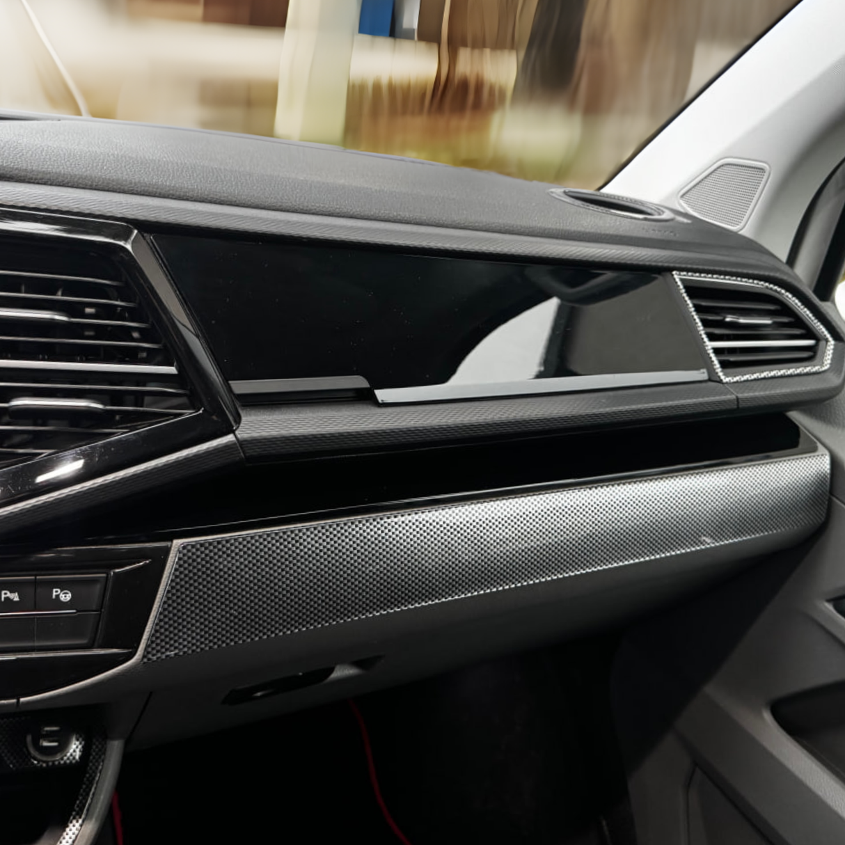 Pour la mise à niveau du tableau de bord VW T6.1 Transporter, Van-X – Ensemble premium 4 pièces noir brillant pour le bas du tableau de bord et la carte porte