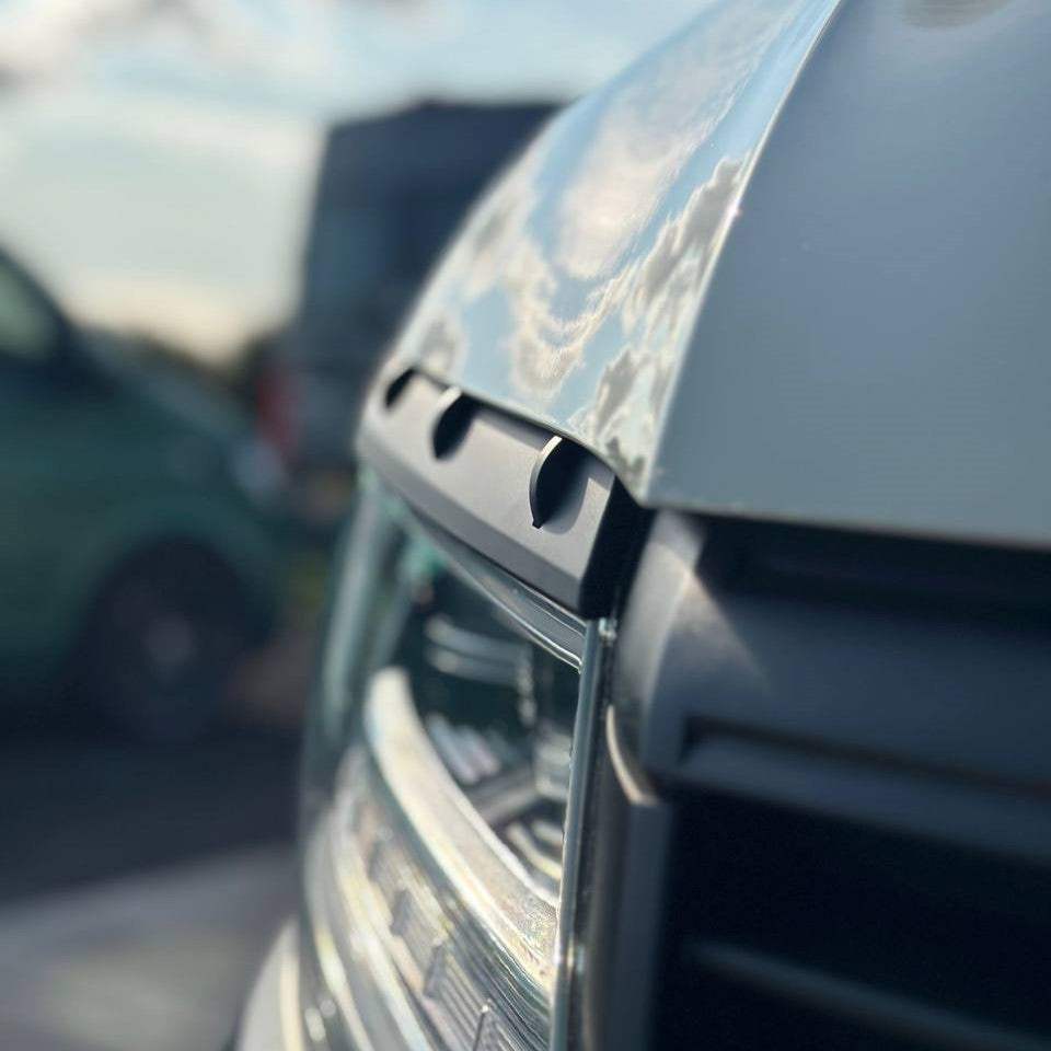 Per MAN TGE Fari Sopracciglia - Nero opaco - Van Styling Accessory by Van-X