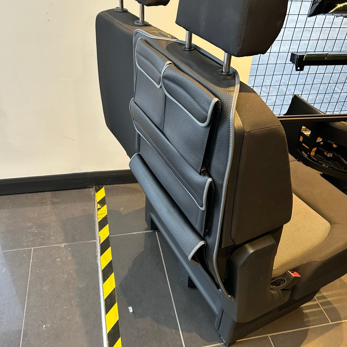 Pour le nouveau VW Crafter Organisateur de dossier de siège passager double droit | Poche de rangement en similicuir noir – Van-X