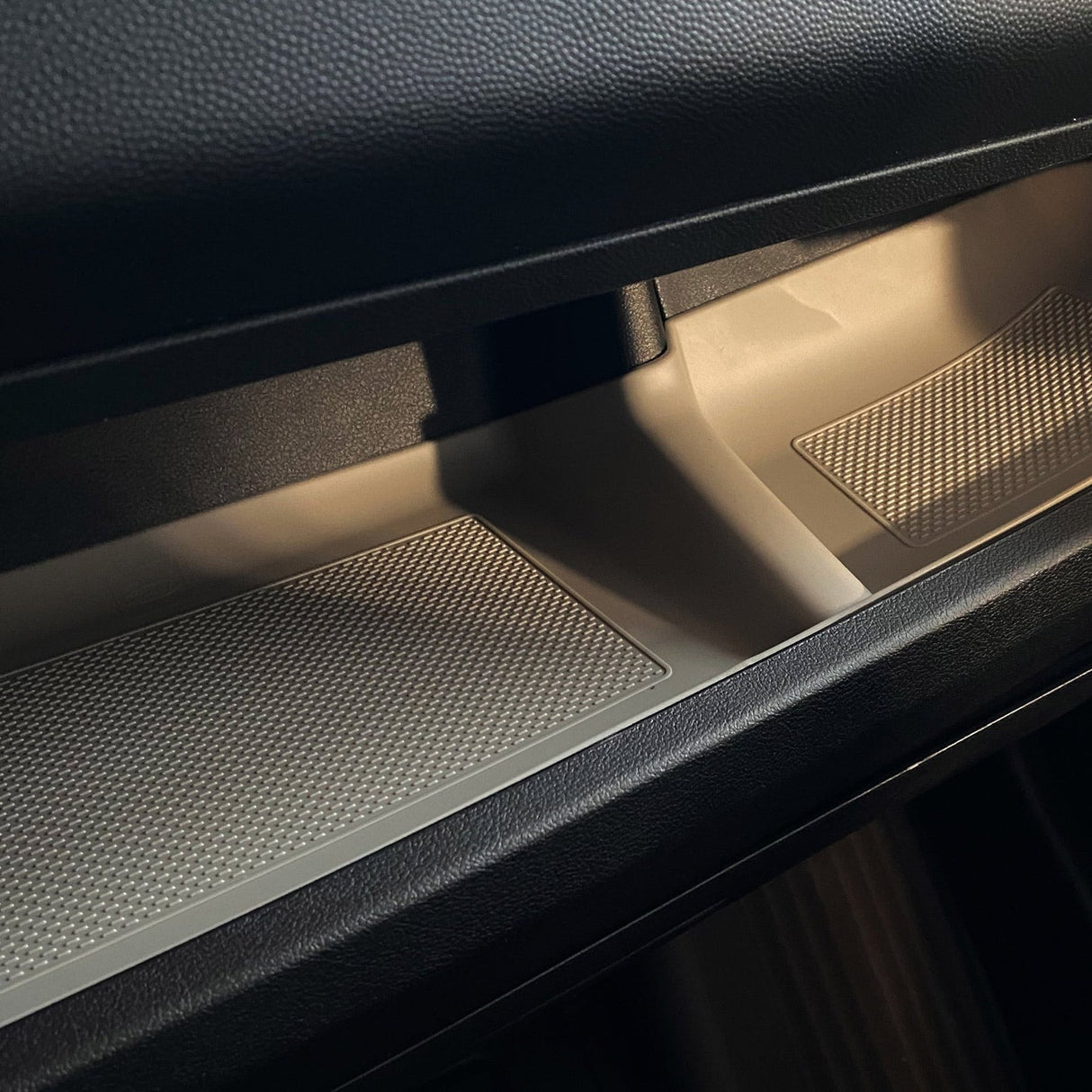 Para Opel Movano Inserciones de goma para el salpicadero inferior de Mats Gris Claro para conducción por la izquierda (LHD)