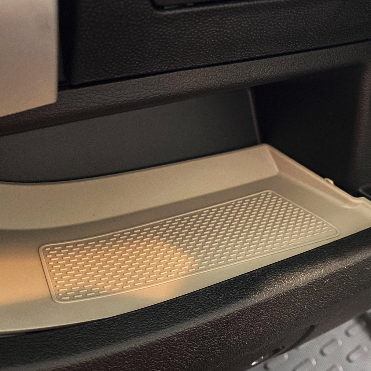 Para Opel Movano Inserciones de goma para el salpicadero inferior de Mats Gris Claro para conducción por la izquierda (LHD)