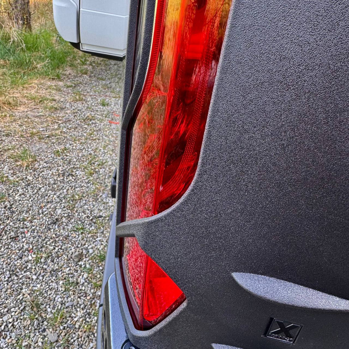 Para protectores de luz traseros Mercedes-Benz Sprinter 907 | Protectores de luces traseras para furgonetas Sprinter – Van-X