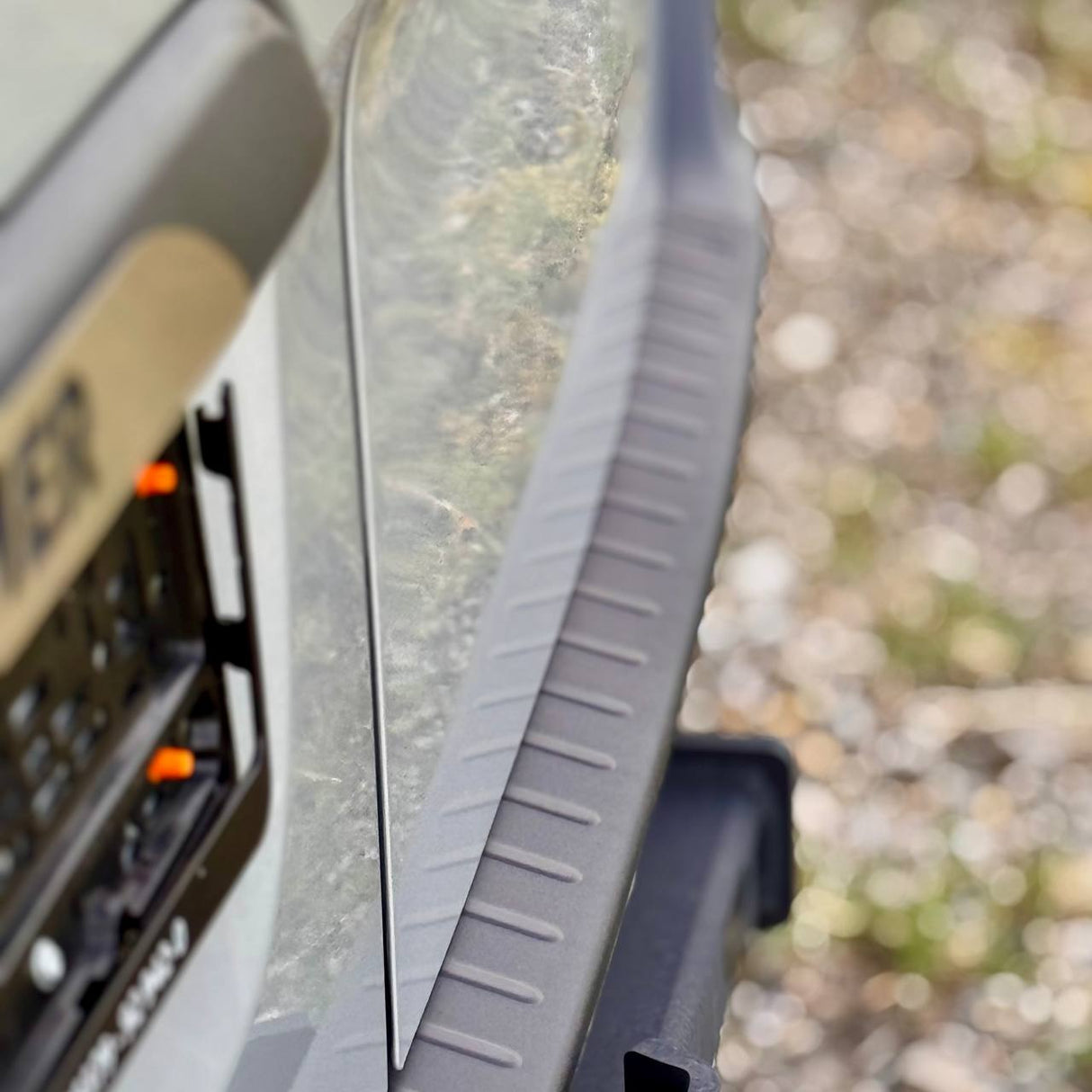 Für Mercedes-Benz Sprinter 907 Ladekantenschutz | Heavy-Duty Van Stoßstangenschutz – Van-X