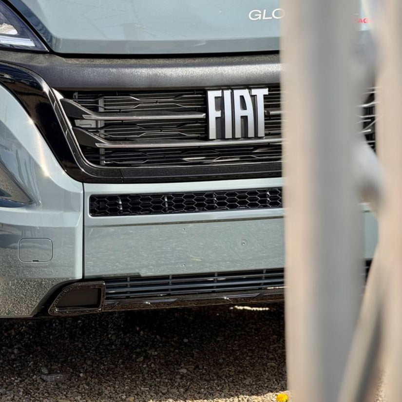 Citroën Jumper Stoßfänger Wabengitter ohne Parksensoren – Glänzend Schwarz