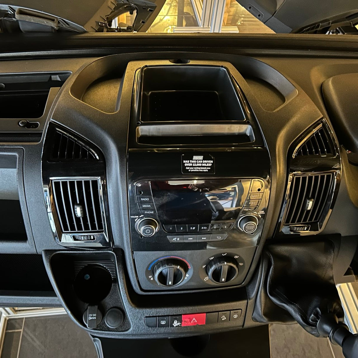 Pour le plateau supérieur du tableau de bord du Citroën Relay - Amélioration de l'intérieur - Van-X