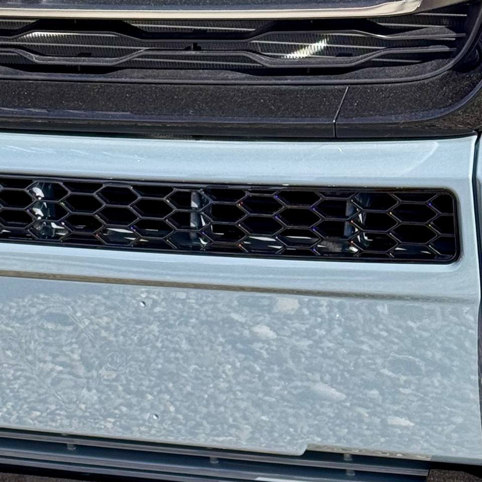 For Peugeot Boxer Bumper Honeycomb without Parking Sensors - Gloss Black