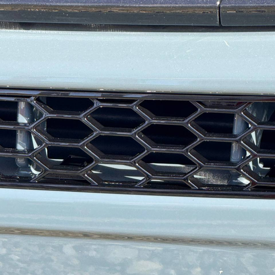 For Peugeot Boxer Bumper Honeycomb without Parking Sensors - Gloss Black
