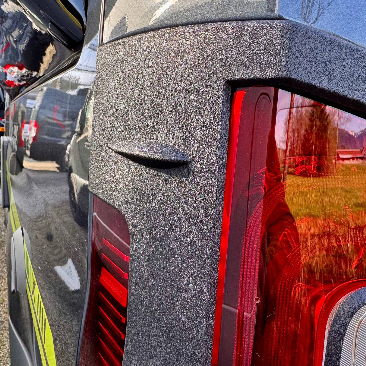 Para protectores de luz traseros Mercedes-Benz Sprinter 907 | Protectores de luces traseras para furgonetas Sprinter – Van-X