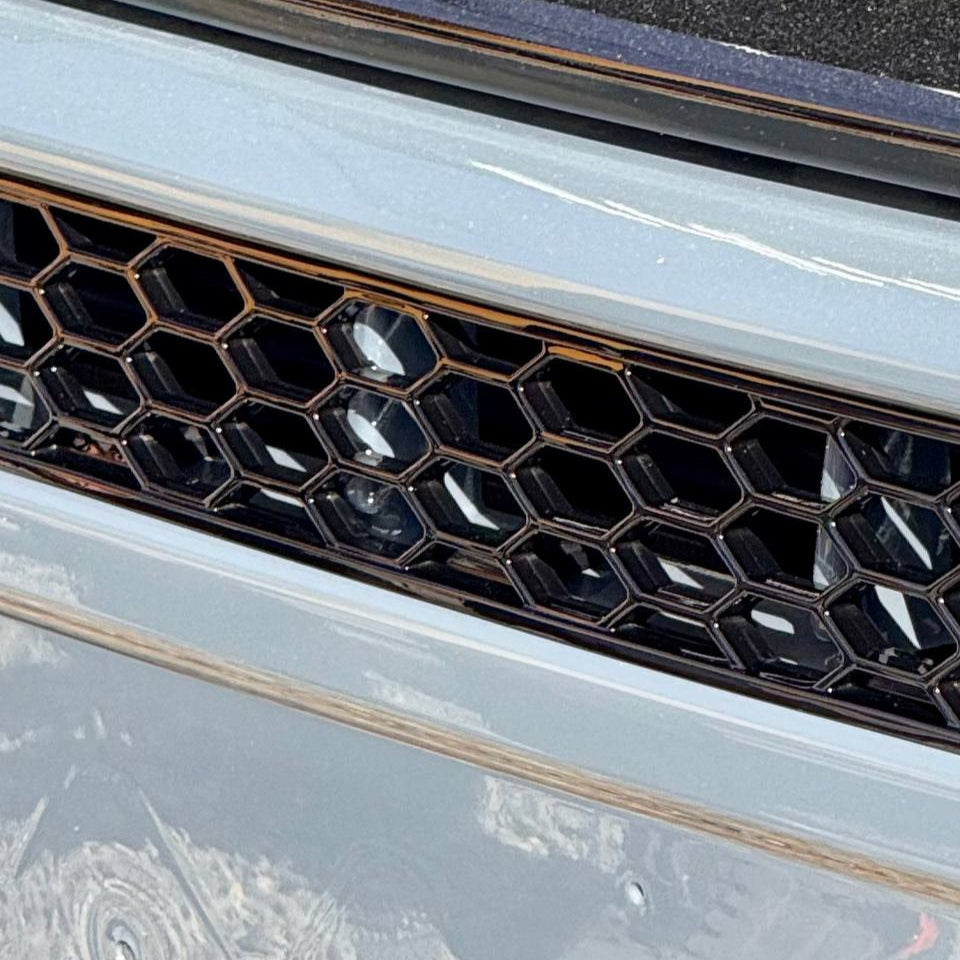 Pare-chocs de Vauxhall Movano en nid d'abeille sans capteurs de stationnement - Noir brillant