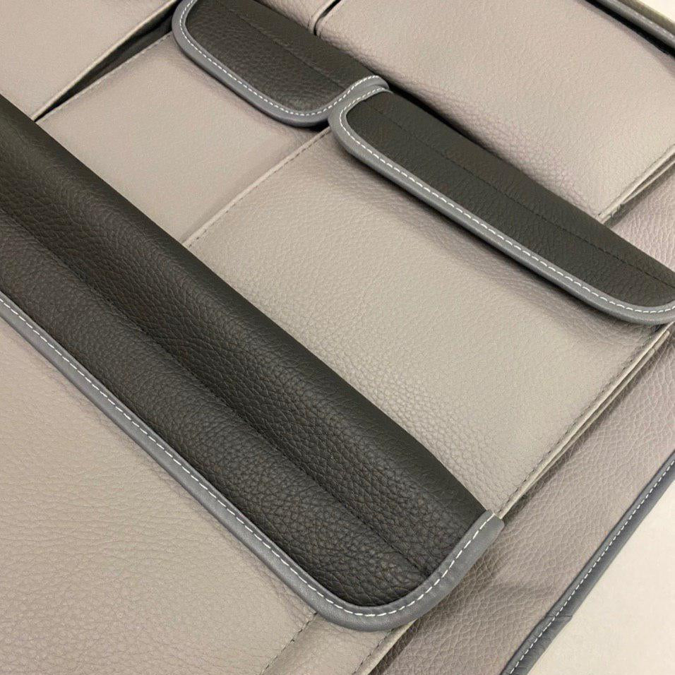 Per VW T6 / T6.1 Transporter Campervan Organizzatore del sedile posteriore doppio in similpelle (Grigio con coperchi neri)