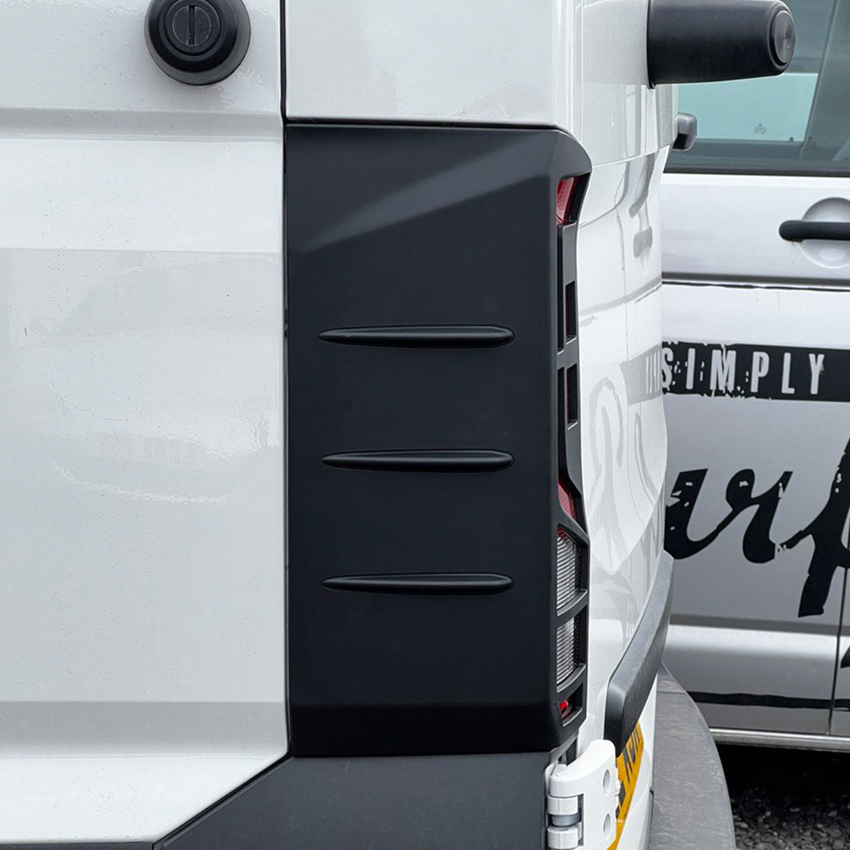 Voor Volkswagen Crafter achterlichtbeschermers - mat zwart (vanaf 2018)