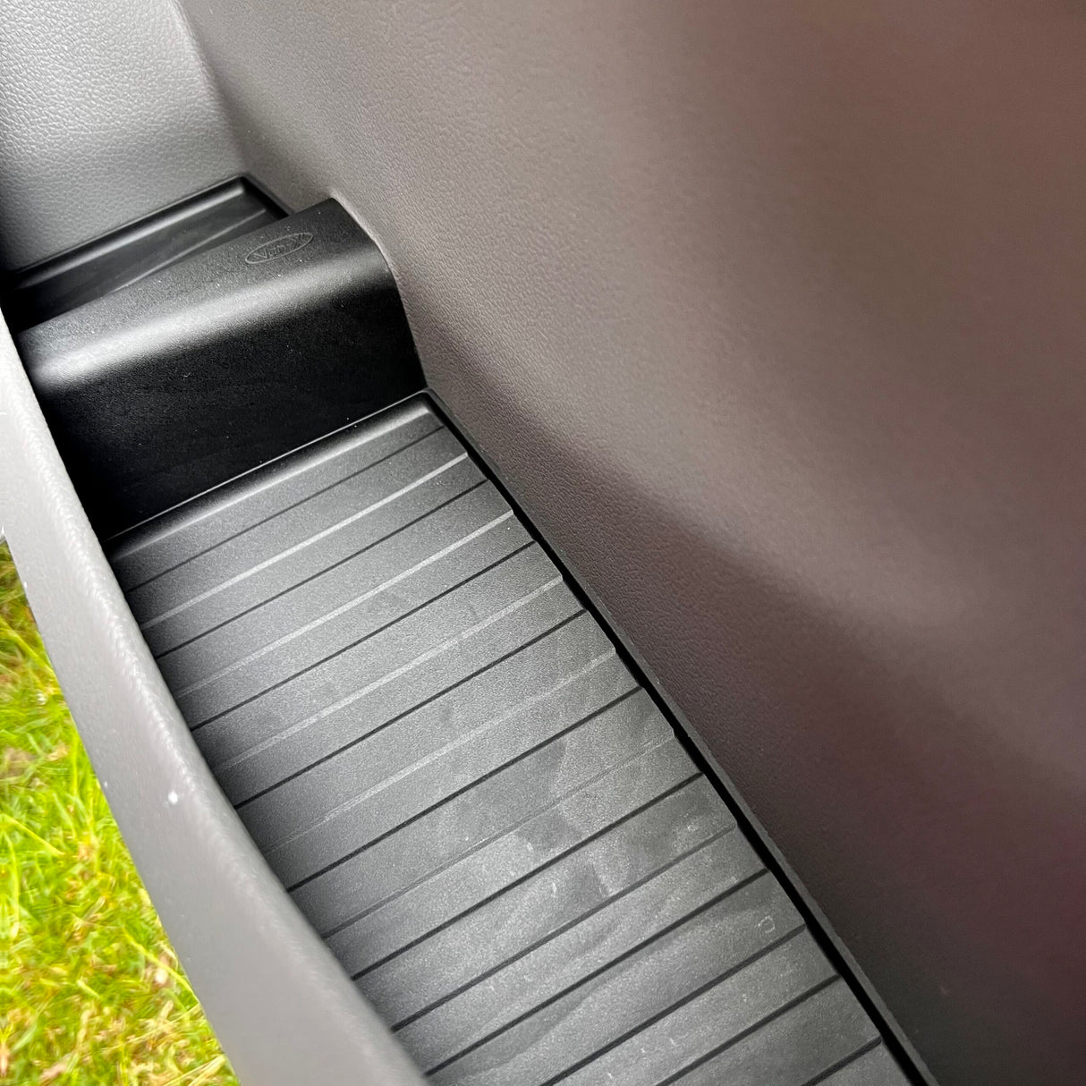 VW Crafter Nouvelle forme Doublure de Porte En Caoutchouc Poches Inserts Noir