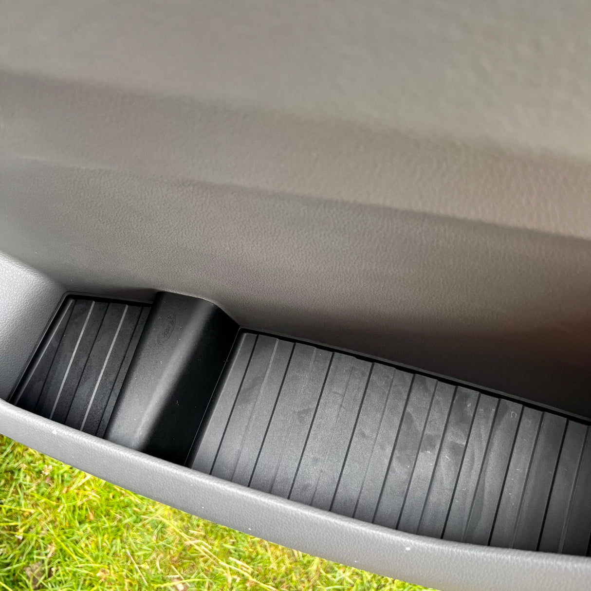 VW Crafter Nouvelle forme Doublure de Porte En Caoutchouc Poches Inserts Noir