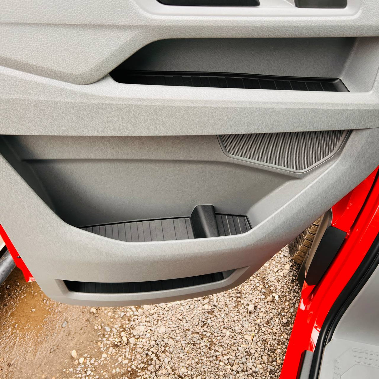 VW Crafter Nouvelle forme Doublure de Porte En Caoutchouc Poches Inserts Noir