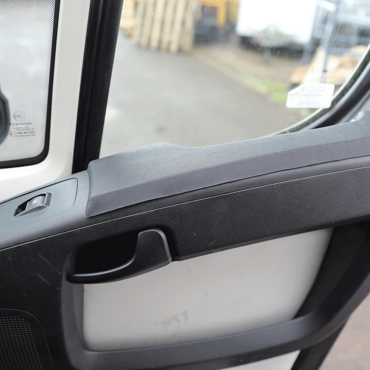 Per Fiat Ducato Porta Card Bracciolo in schiuma PU
