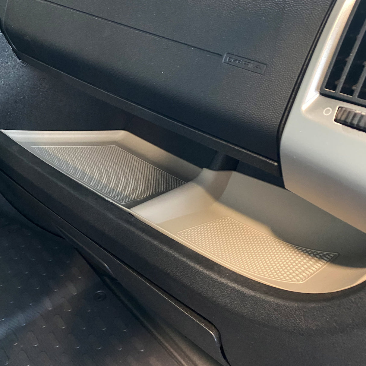 For Citroën Jumper Lower Dashboard Rubber Inserts/Mats Light Grey LHD