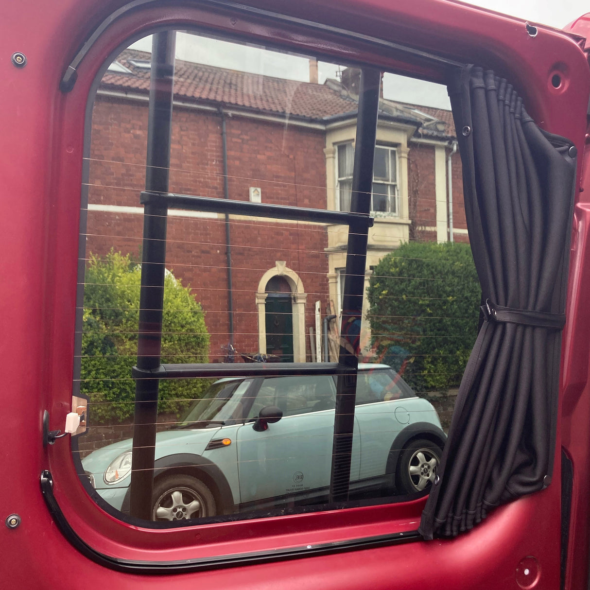 Für VW T6 Premium 1 x Barndoor Fenstervorhang Van-X