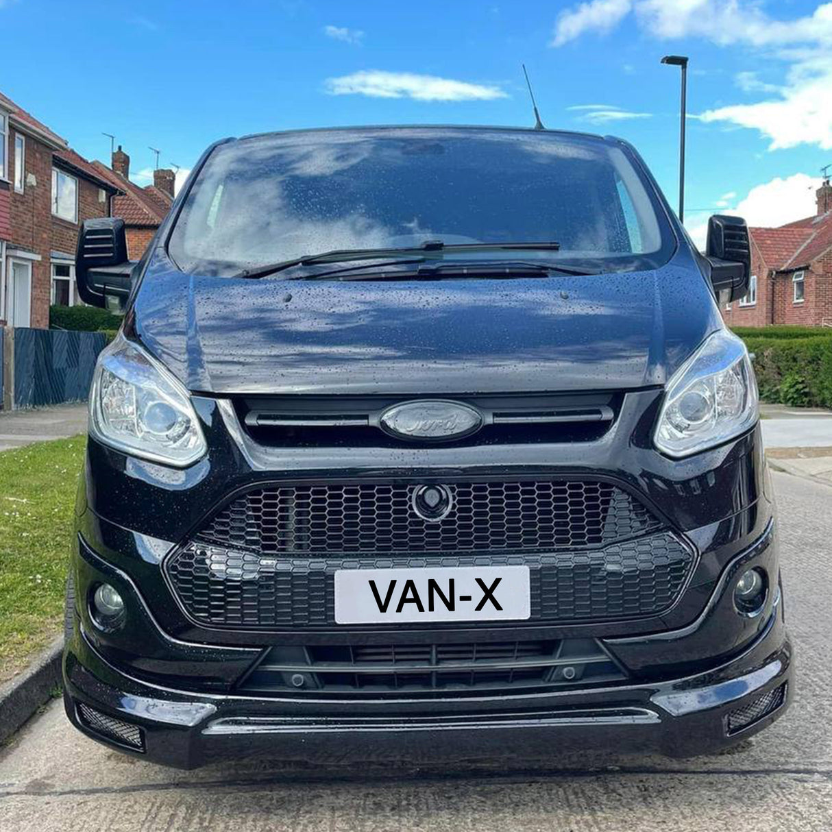 For Ford Transit Custom Honeycomb Front Grille – Gloss Black (2012-2018)
