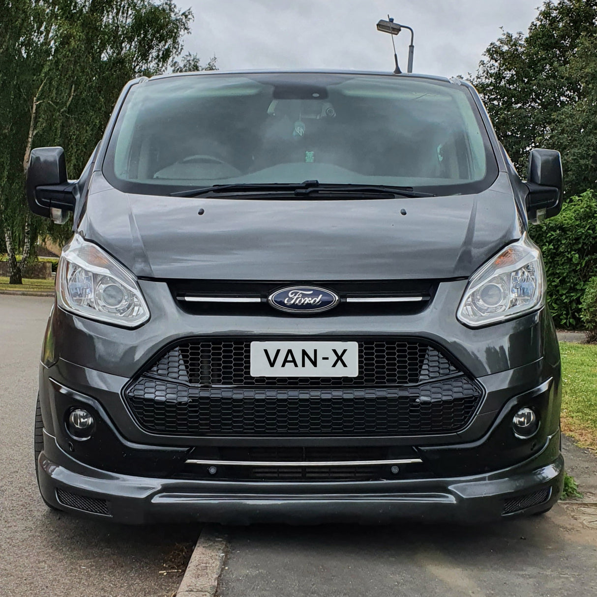 For Ford Transit Custom Honeycomb Front Grille – Gloss Black (2012-2018)