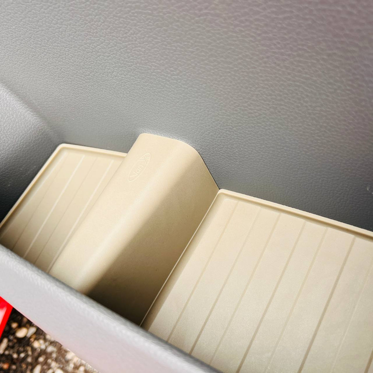 VW Crafter Nouvelle Forme Doublure de Porte En Caoutchouc Poches Inserts Gris