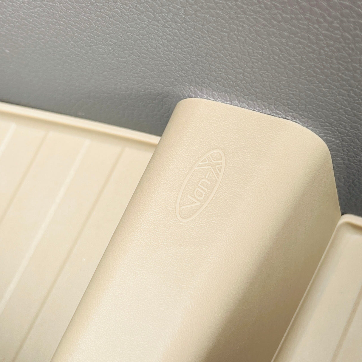 VW Crafter Nouvelle Forme Doublure de Porte En Caoutchouc Poches Inserts Gris