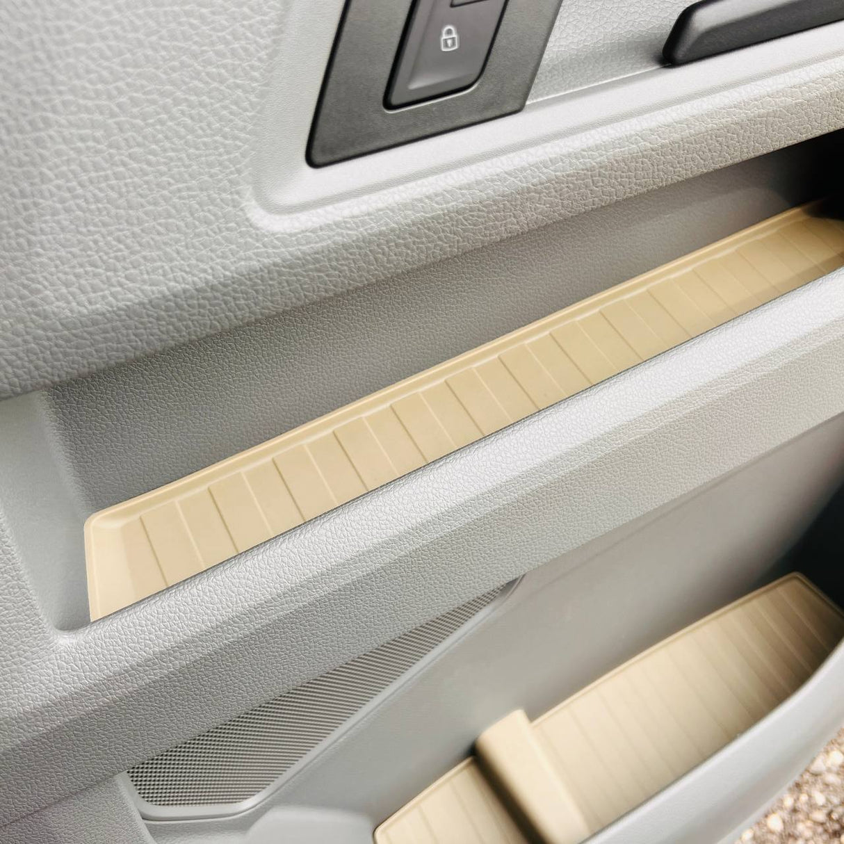 VW Crafter Nouvelle Forme Doublure de Porte En Caoutchouc Poches Inserts Gris