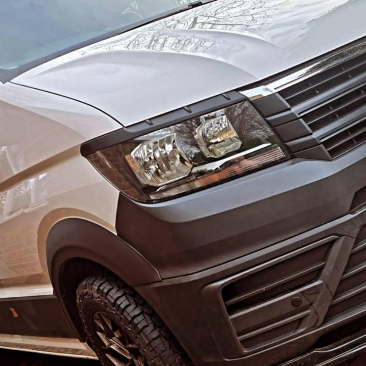 Voor nieuwe VW Crafter koplamp wenkbrauwtrim - Mat zwart - Van styling accessoire van Van-X