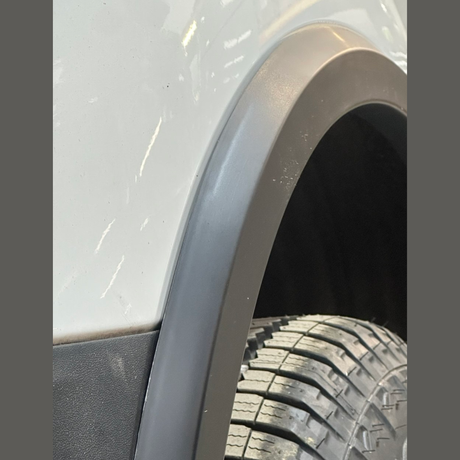 Voor VW New Crafter / MAN TGE Wielkastafwerkingen - Getextureerd Zwart 4-delig stylingpakket | Van-X
