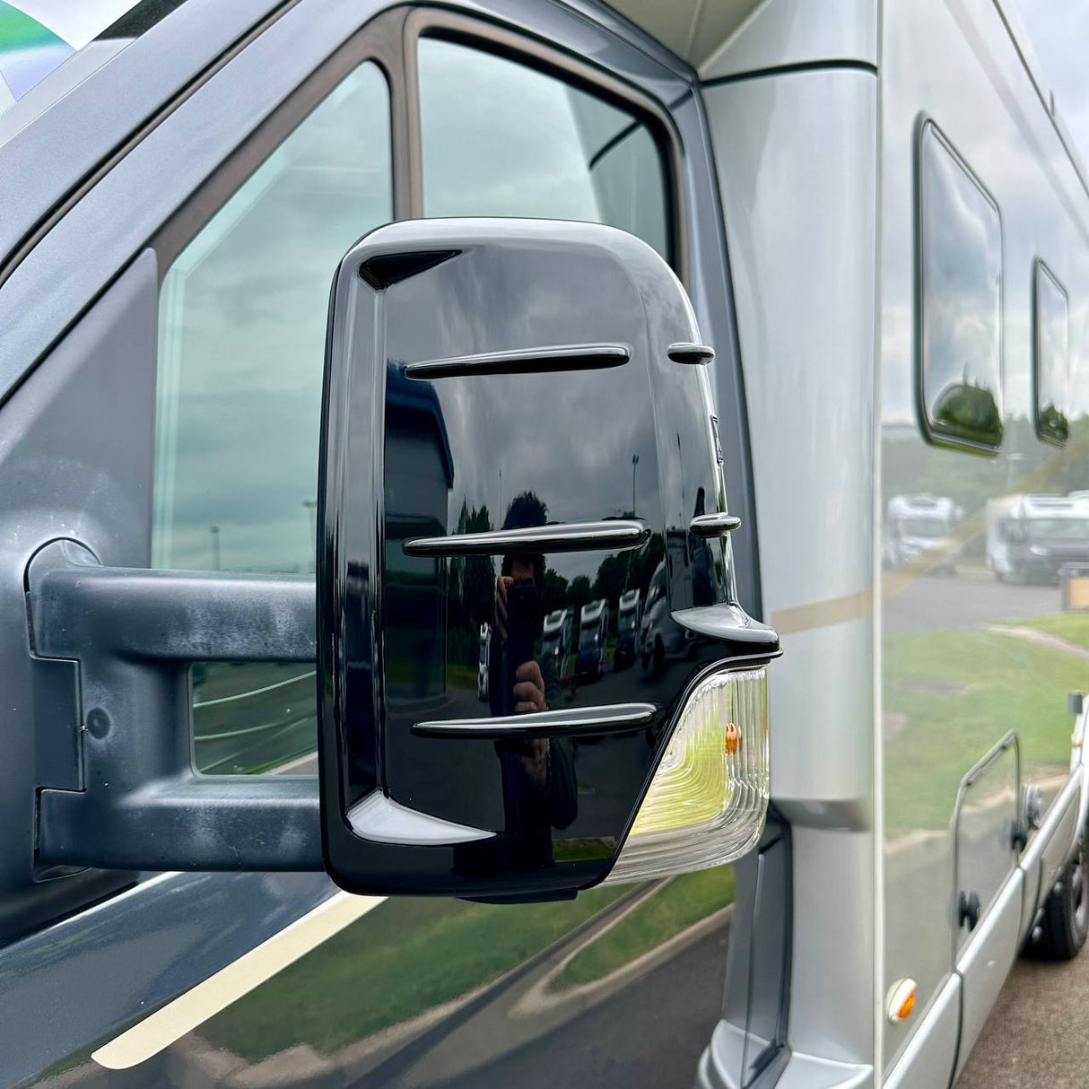 Couvercles de rétroviseur pour Mercedes Sprinter 906 - Noir Brillant