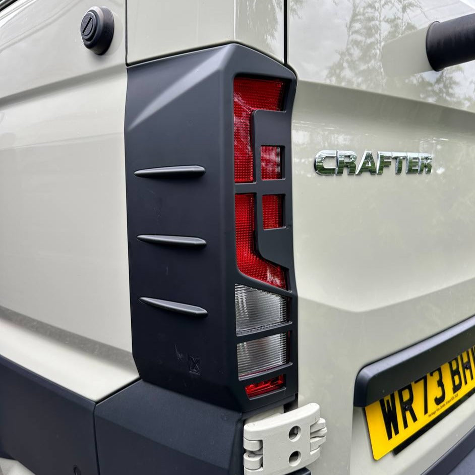 Voor Volkswagen Crafter achterlichtbeschermers - Hammerite Ultimate Matte Black (vanaf 2018)