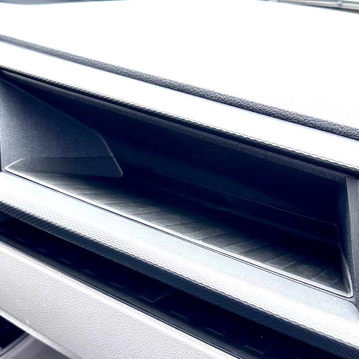 Comfort Handschoenenkastje Interieur Bundel Pakket Voor Volkswagen Transporter T6.1 - Hoogglans Zwart