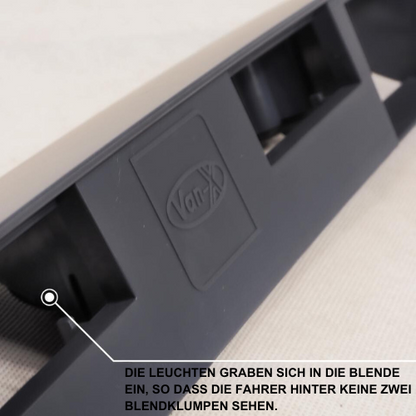 Unità targa posteriore per porta del fienile VW T6 - Verniciata argento riflesso e pronta per il montaggio