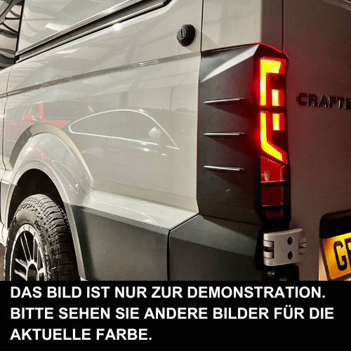 Rejillas de protección para luces traseras MAN TGE / Volkswagen Crafter Nueva Generación en negro brillante