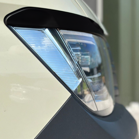 Uomo TGE / Nuovo Crafter Headlight Sopracciglia