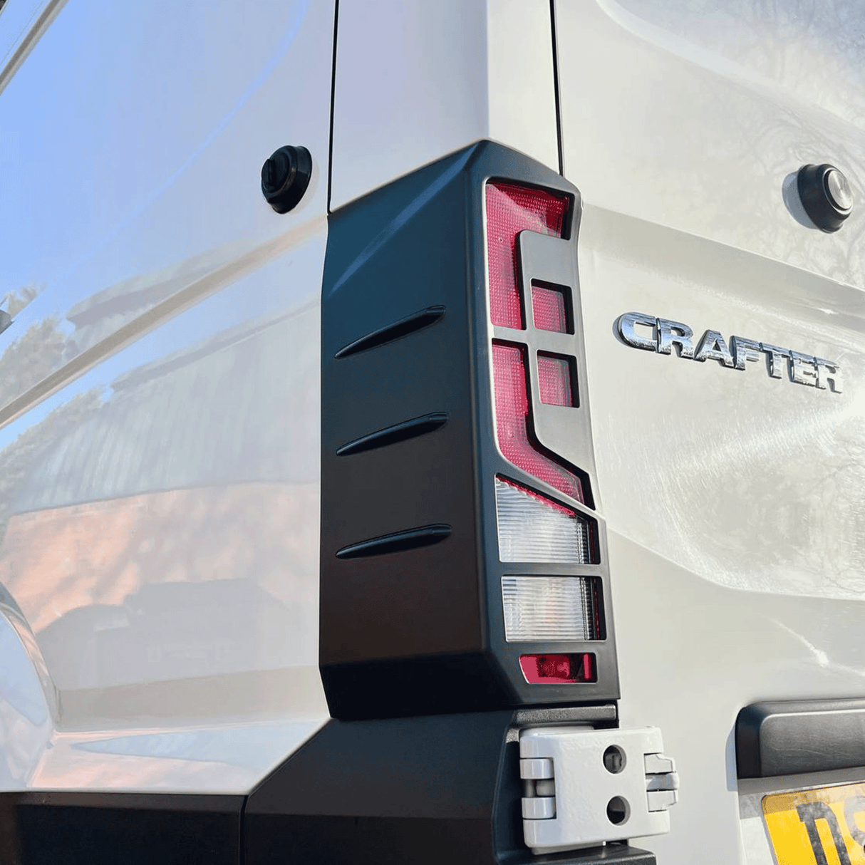 Voor Volkswagen Crafter achterlichtbeschermers - Hammerite Ultimate Matte Black (vanaf 2018)