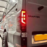 Rejillas de protección para luces traseras MAN TGE / Volkswagen Crafter Nueva Generación en negro mate