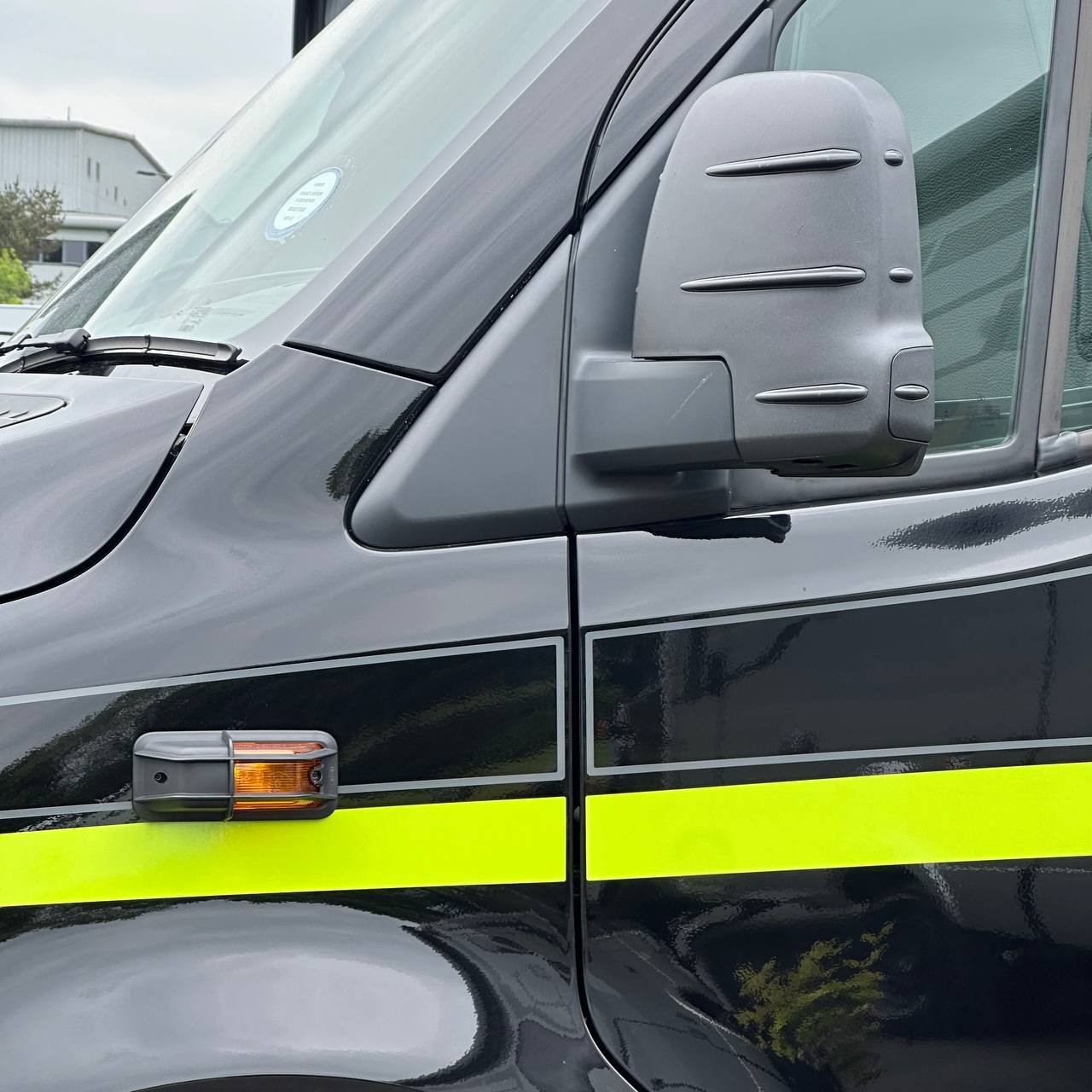 Mercedes Sprinter Nouvelle Forme Couvre-rétroviseurs - Sans Clignotant (Ensemble de 2) - Hammerite