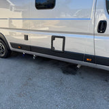 Citroën Relay Signalmarkenschutz – Glanzschwarz