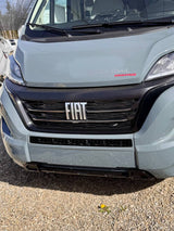 Peugeot Boxer Stoßfänger Wabengitter ohne Parksensoren – Glänzend Schwarz