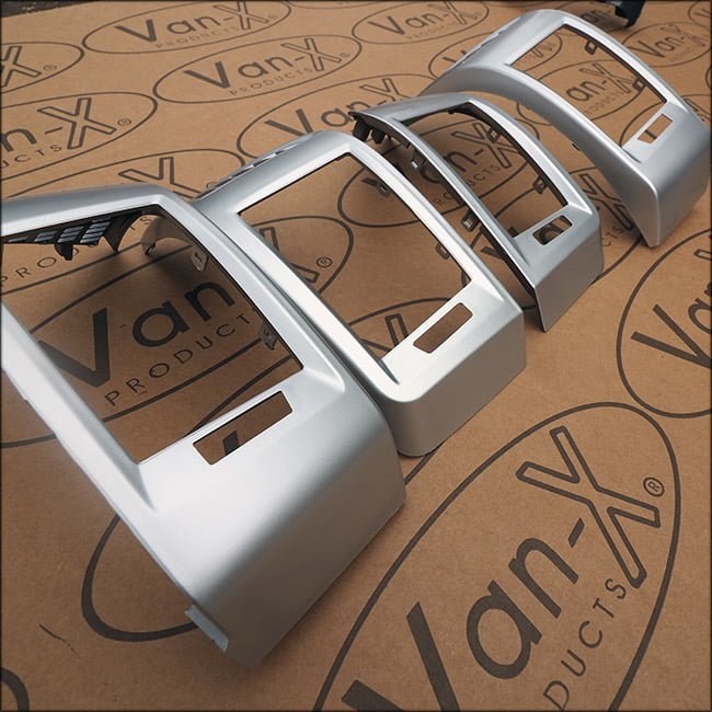 Lüftungsschlitze am Armaturenbrett für Vauxhall Movano (Silber), lackiert und montagefertig für AUTO-SLEEPERS, BAILEY, HOBBY, HYMER, RAPIDO, SWIFT, AUTO-TRAIL