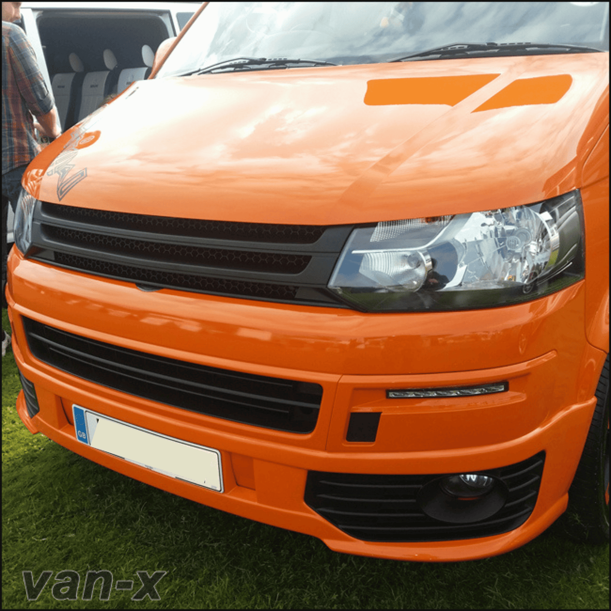 Matzwart badgeloos rooster voor Volkswagen T5.1 *Opruiming* [B-klasse]