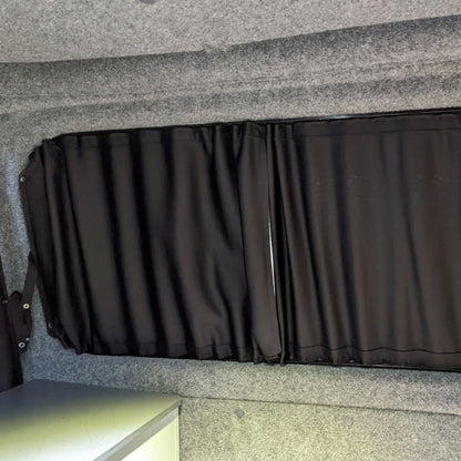 Para Cortinas de Ventana Premium Ford Transit Custom - Negro/Negro - ¡CREE SU PROPIO CONJUNTO! Van-X