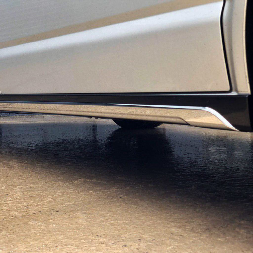 VW T5, T5.1 SWB Side Skirts Deep Black Plastic