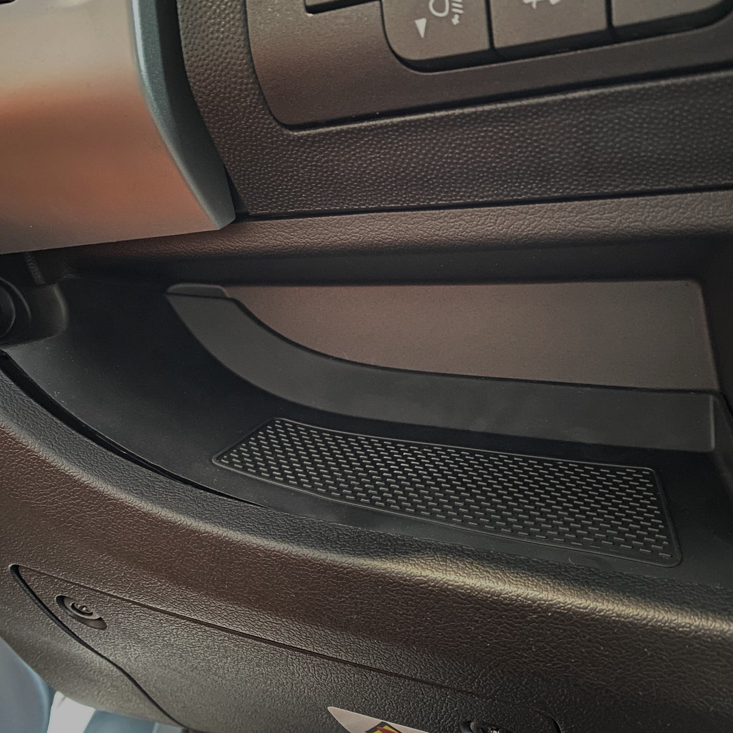 Insertos/Alfombrillas de Goma Negra para el Panel Inferior del Tablero de Fiat Ducato LHD (Conducción a la Izquierda)