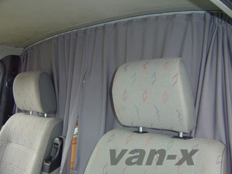 Renault Trafic Cab Divider Curtain Kit