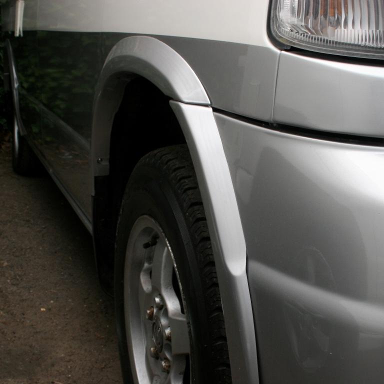 Front Wheel Arch Trims For Mazda Bongo / Ford Freda